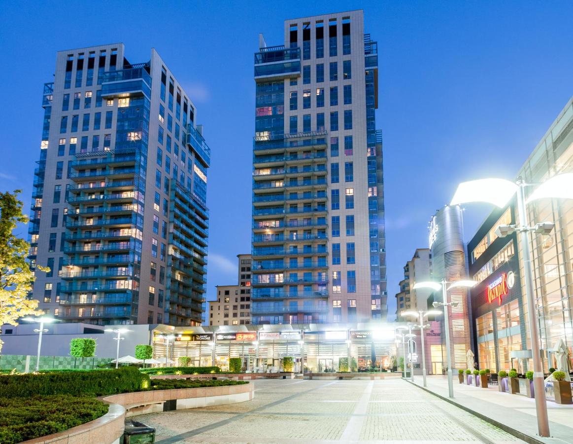 Platinum Towers Luxury Apartments Varsavia Esterno foto